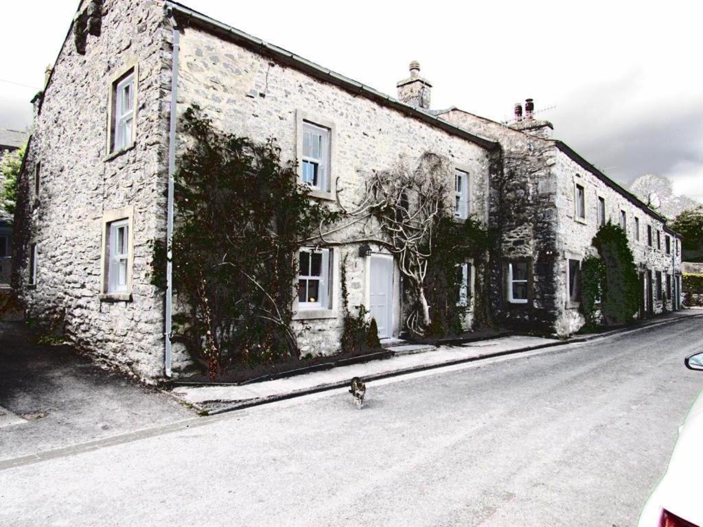 5 Star Cottage On The Green With Log Burner - Dog Friendly Austwick Dış mekan fotoğraf