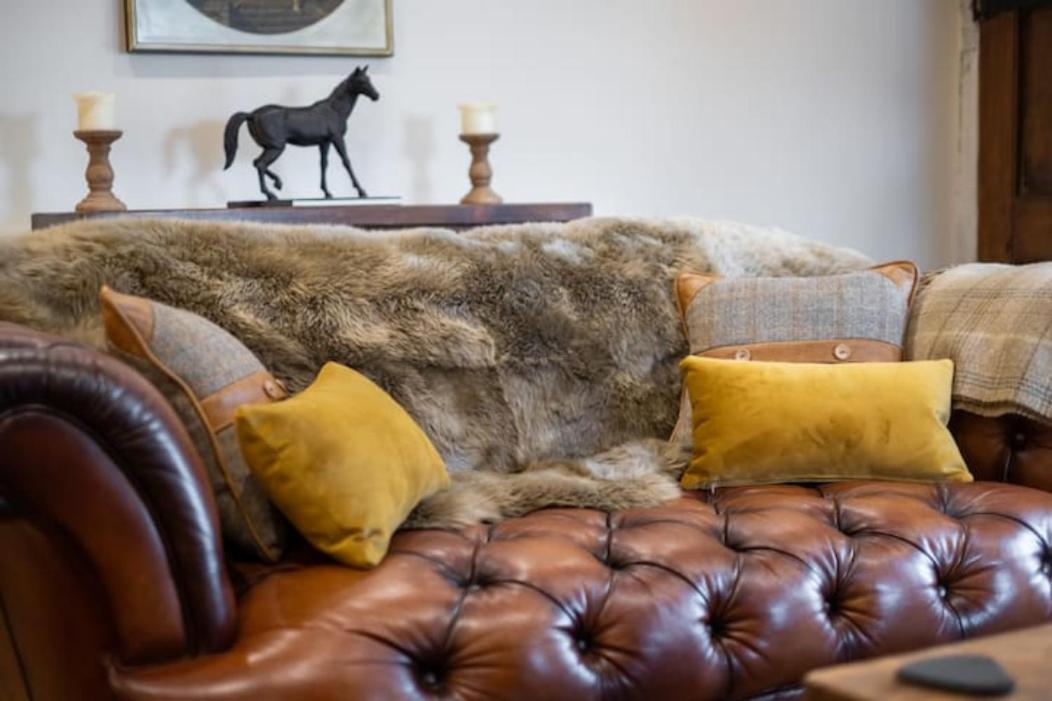 5 Star Cottage On The Green With Log Burner - Dog Friendly Austwick Dış mekan fotoğraf