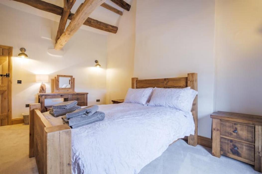 5 Star Cottage On The Green With Log Burner - Dog Friendly Austwick Dış mekan fotoğraf