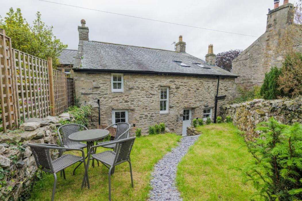 5 Star Cottage On The Green With Log Burner - Dog Friendly Austwick Dış mekan fotoğraf