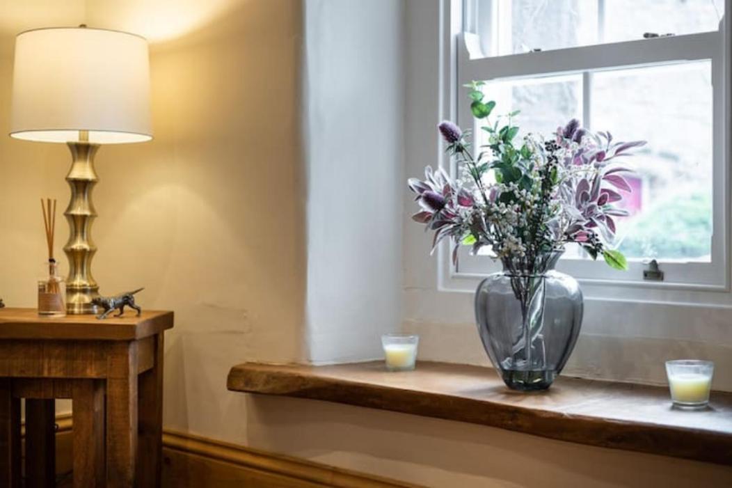 5 Star Cottage On The Green With Log Burner - Dog Friendly Austwick Dış mekan fotoğraf