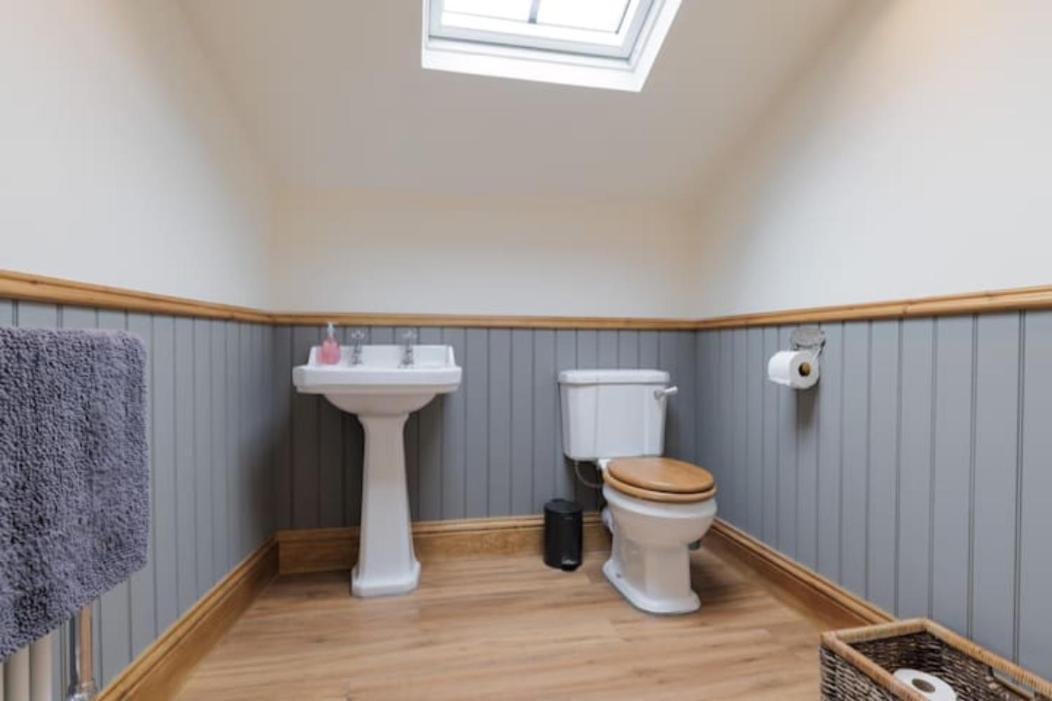 5 Star Cottage On The Green With Log Burner - Dog Friendly Austwick Dış mekan fotoğraf