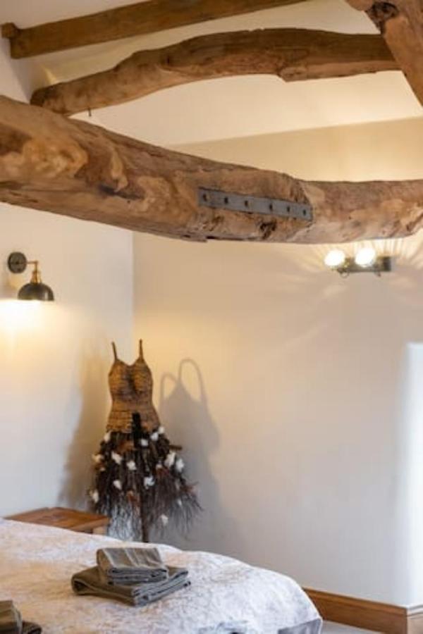 5 Star Cottage On The Green With Log Burner - Dog Friendly Austwick Dış mekan fotoğraf